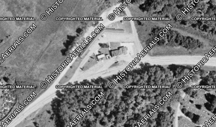 Chester Motel (Econolodge) - 1955 Aerial